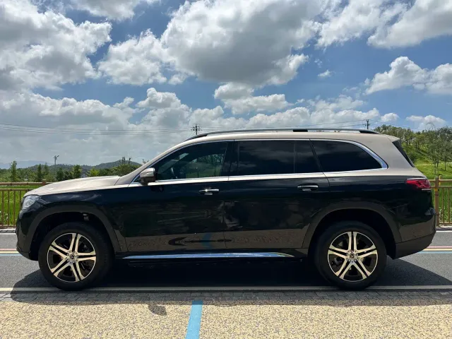 Mercedes-Benz GLS-Class — Фото автомобиля 4