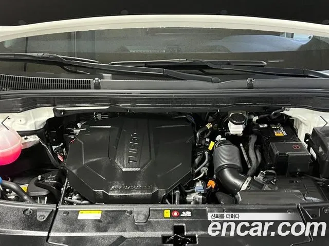 Kia Carnival Generation 4 — Фото автомобиля 18