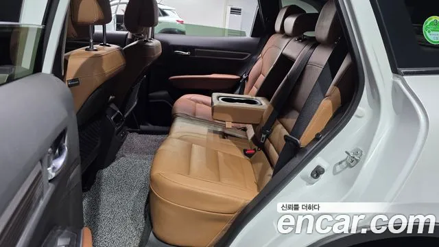 Renault-KoreaSamsung QM6 Новый QM6 2.0 GDe RE Signature 2WD — Фото автомобиля 11