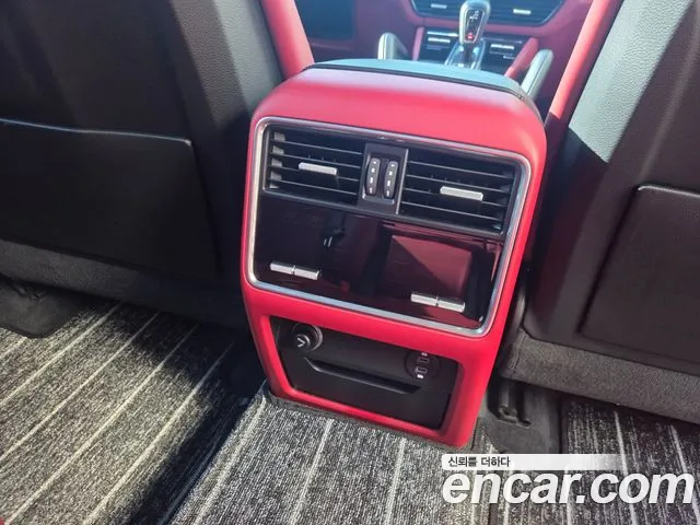Porsche Cayenne PO536 — Фото автомобиля 9
