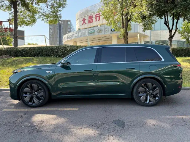 Li Auto L9 — Фото автомобиля 3