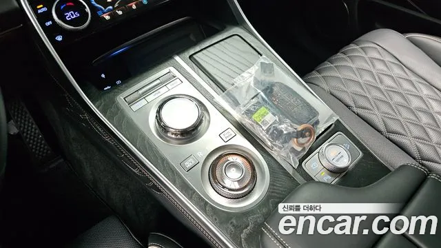 Genesis GV80 — Фото автомобиля 11