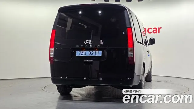 Hyundai Staria — Фото автомобиля 4