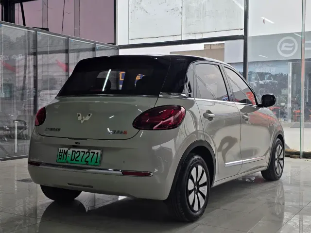 Wuling Bingo — Фото автомобиля 12