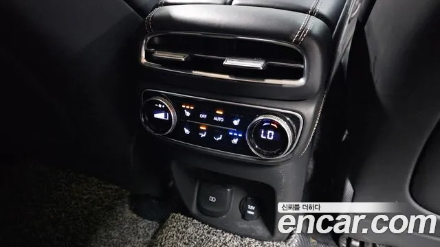Genesis GV80 — Фото автомобиля 24