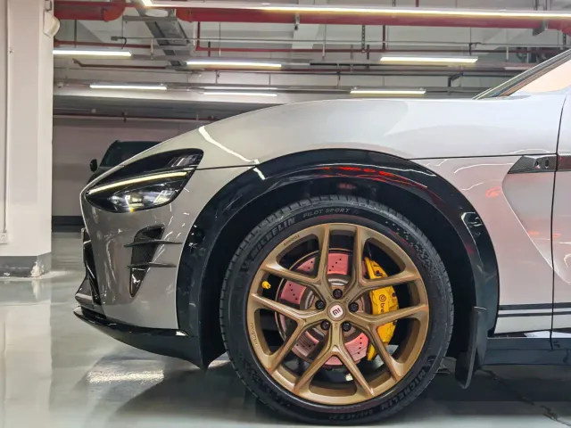 Xiaomi YU7 — Фото автомобиля 5