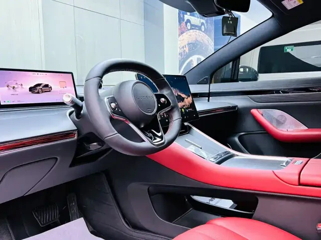 Luxeed S7 — Фото автомобиля 8