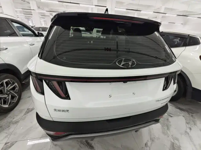 Hyundai Tucson — Фото автомобиля 5