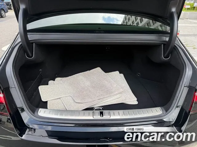 Genesis G90 Бензин 3.5 турбо AWD — Фото автомобиля 19