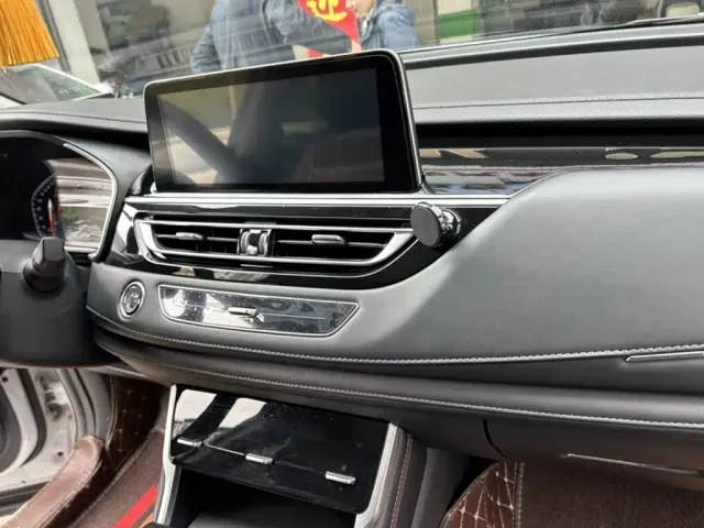 Changan CS75 — Фото автомобиля 5