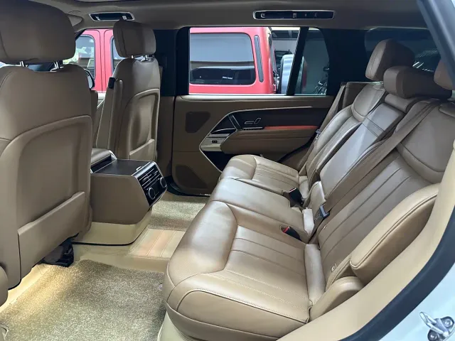 Land Rover Range Rover — Фото автомобиля 10