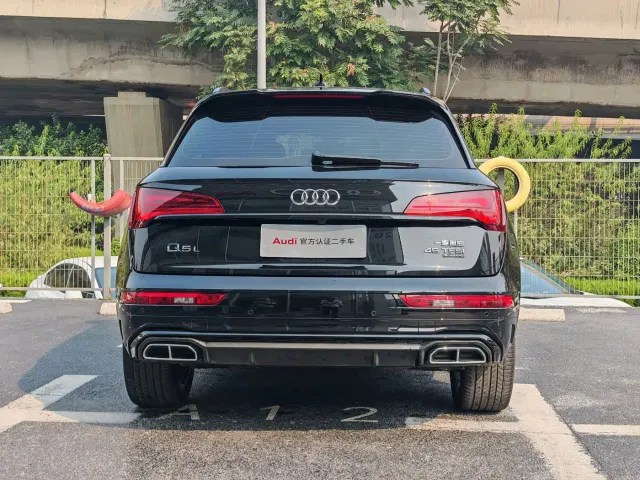 Audi Q5L — Фото автомобиля 6