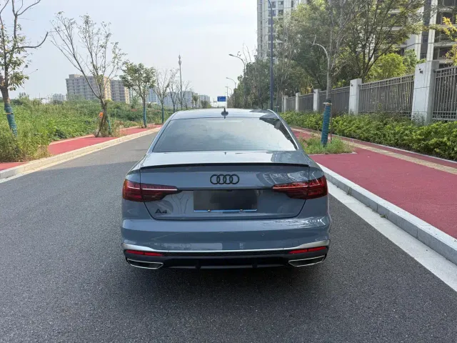 Audi Audi A4L 2022 40 TFSI quattro RS Kit Burning Speed — Фото автомобиля 6