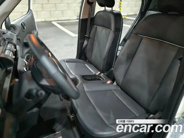 Hyundai Casper — Фото автомобиля 16