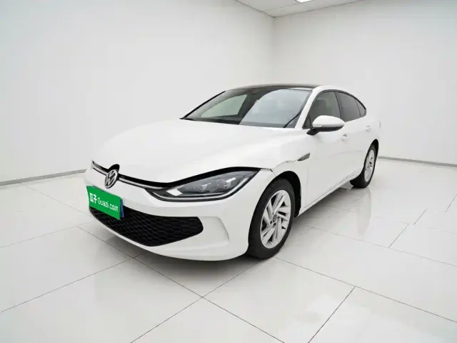 Фотография автомобиля — Volkswagen Lamando