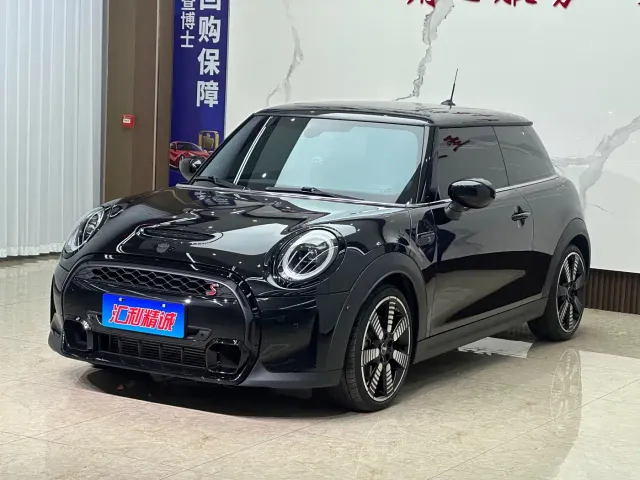 Фотография автомобиля — MINI Hatch