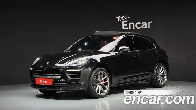 Фотография автомобиля — Porsche Macan