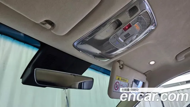 Genesis GV70 — Фото автомобиля 26