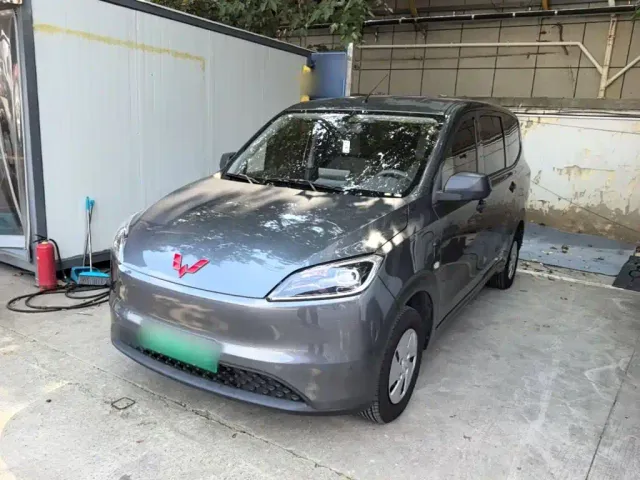 Фотография автомобиля — Wuling Hongguang