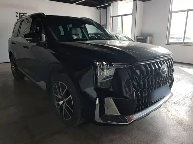GAC Trumpchi GS8 — Фото автомобиля 3