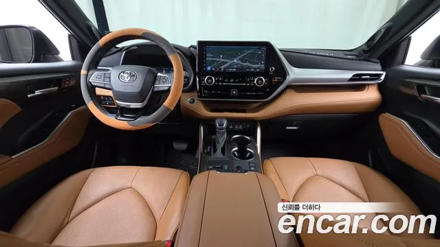 Toyota Highlander — Фото автомобиля 6