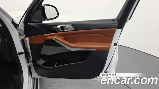 BMW X7 G07 — Фото автомобиля 13