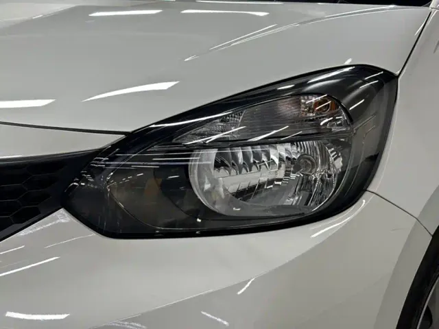 Honda Fit — Фото автомобиля 9