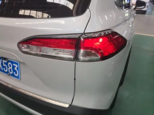 Toyota Corolla Cross — Фото автомобиля 23