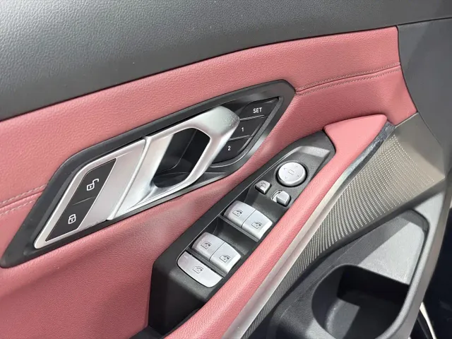 BMW 3 Series — Фото автомобиля 11