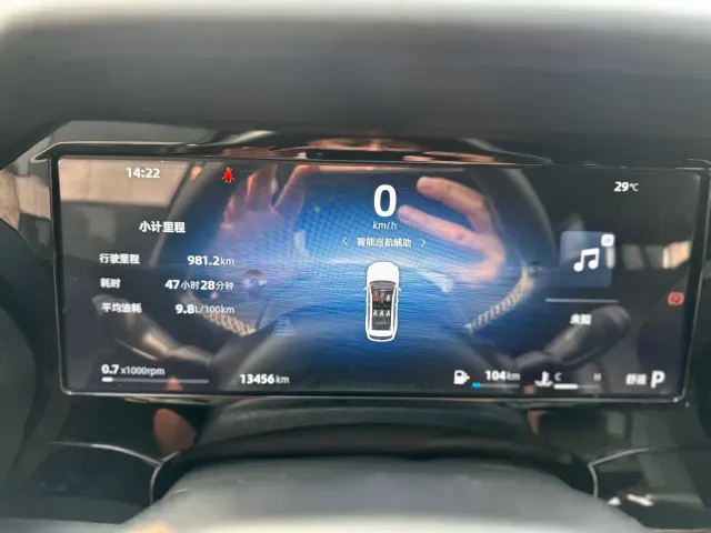 Geely Xingyue L — Фото автомобиля 12