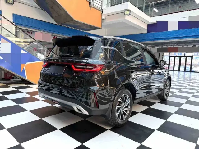 Geely Vision X6 — Фото автомобиля 14