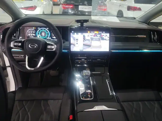 GAC Trumpchi M8 — Фото автомобиля 9