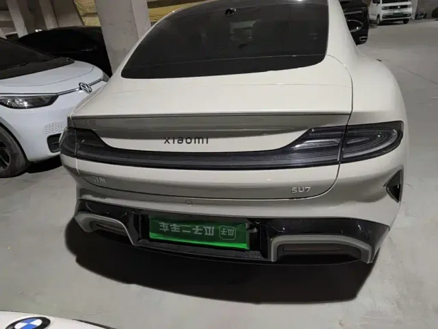 Xiaomi SU7 — Фото автомобиля 6