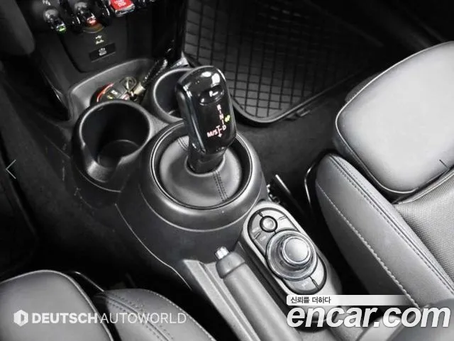 MINI Cooper — Фото автомобиля 9