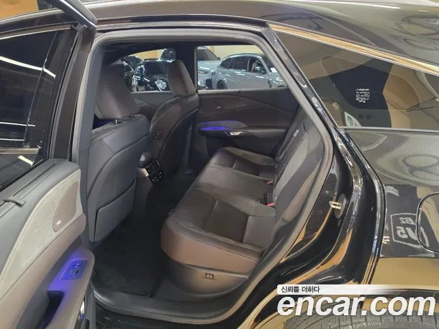 Lexus RX RX450h+ 5th Gen — Фото автомобиля 12