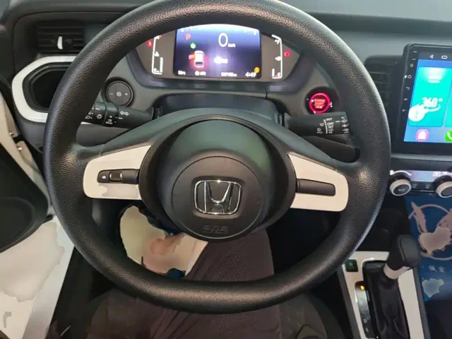 Honda Fit — Фото автомобиля 10
