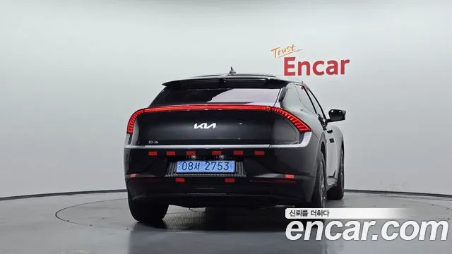 Kia EV6 — Фото автомобиля 4