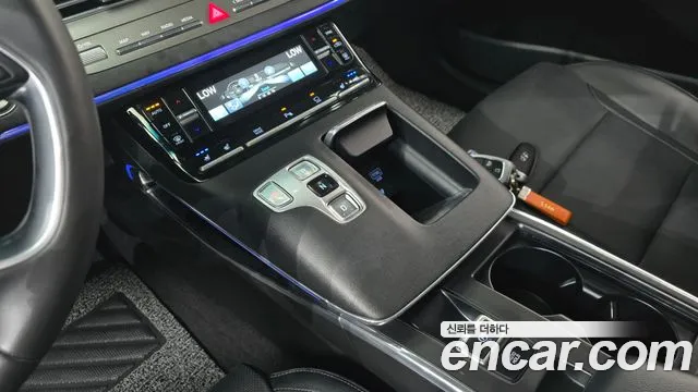 Hyundai Grandeur New — Фото автомобиля 9
