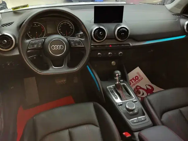 Audi Q2L — Фото автомобиля 12