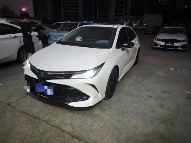 Фотография автомобиля — Toyota Corolla