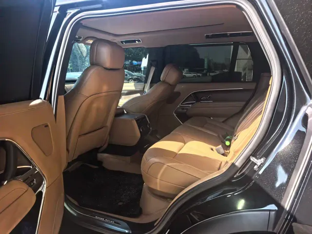 Land Rover Range Rover — Фото автомобиля 3