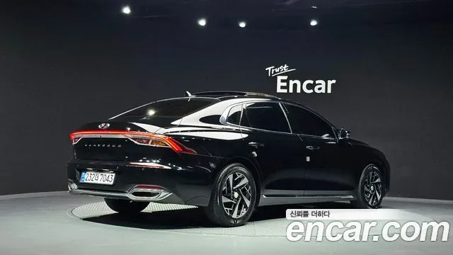 Hyundai Grandeur (New) Hybrid — Фото автомобиля 2