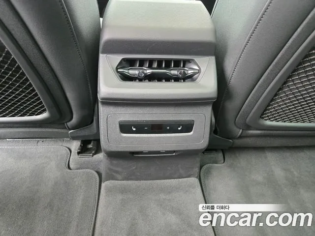 Audi A6 e-Tron — Фото автомобиля 16
