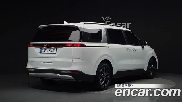 Kia Canival Carnival 4 поколение Дизель 9 мест Prestige — Фото автомобиля 2