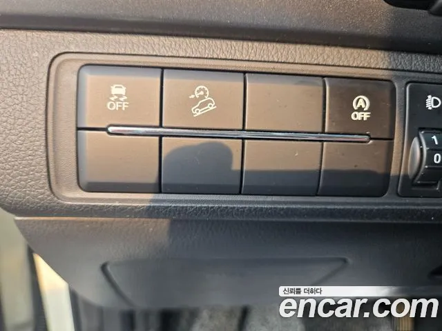 KG_Mobility_Ssangyong Rexton Новый Rexton Sport Дизель 2.2 4WD — Фото автомобиля 17