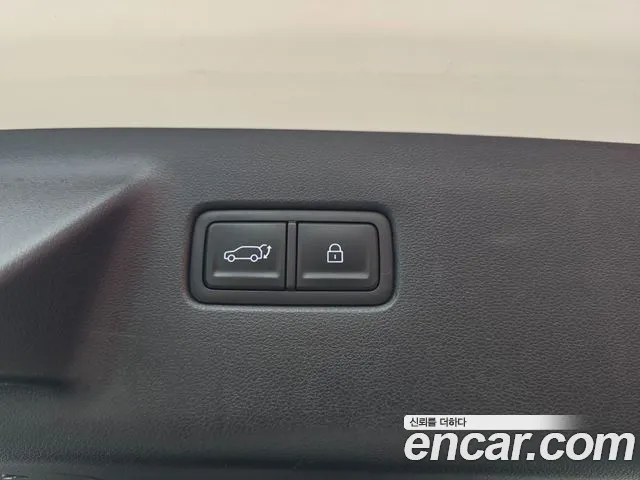 Hyundai Santafe Santa Fe (MX5) Бензин 2.5T 2WD — Фото автомобиля 12