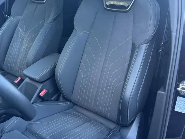 Audi Q5 e-tron — Фото автомобиля 28