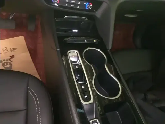 Buick Regal — Фото автомобиля 13