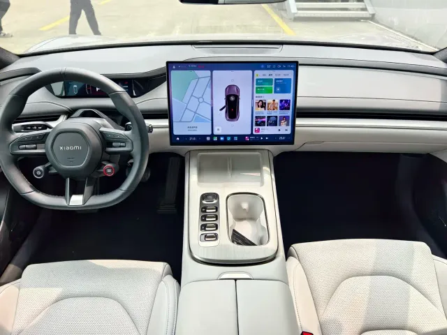 Xiaomi SU7 — Фото автомобиля 15