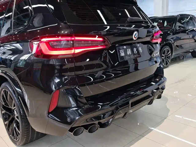 BMW X5 M — Фото автомобиля 13